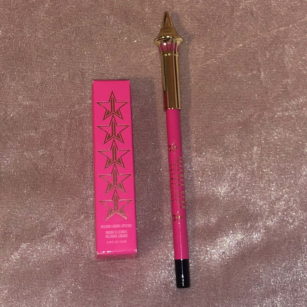 Celebrity Skin and Black Liner (Idk true name)